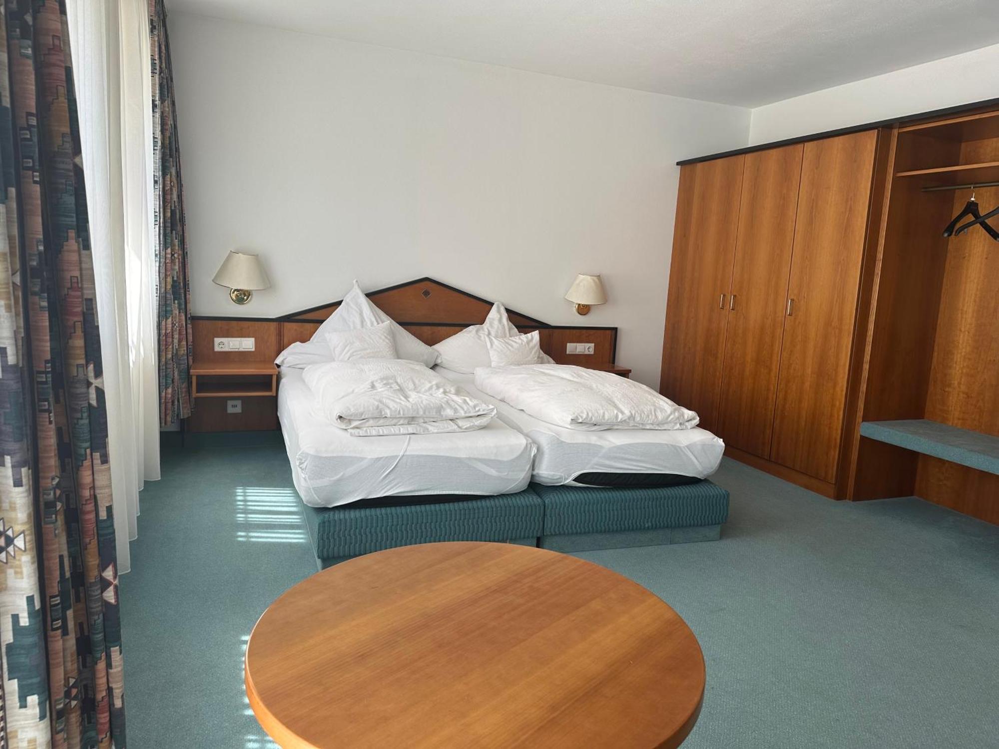 St Hotel Reichertshofen Exteriér fotografie