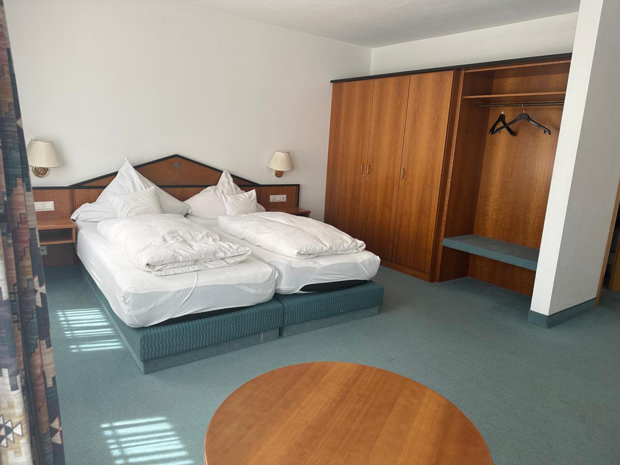 St Hotel Reichertshofen Exteriér fotografie