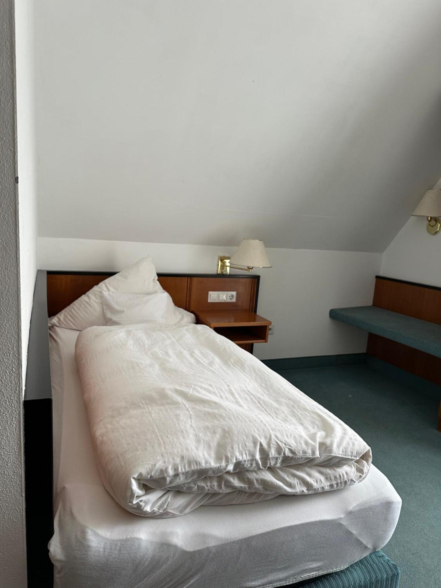 St Hotel Reichertshofen Exteriér fotografie