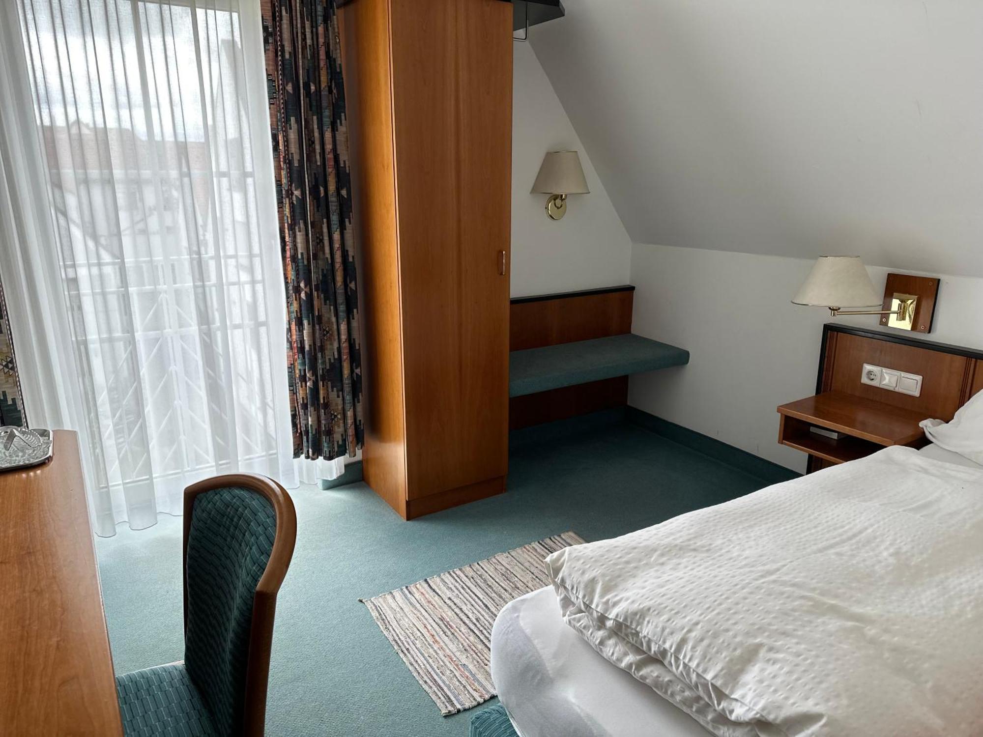 St Hotel Reichertshofen Exteriér fotografie